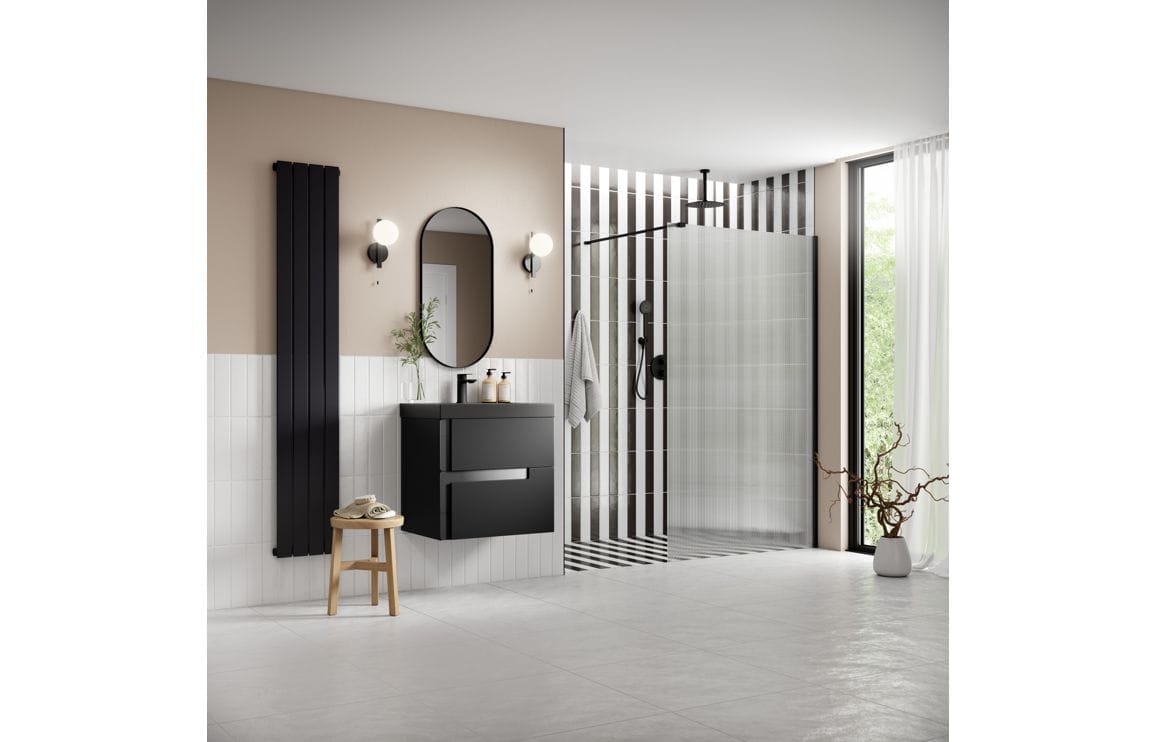 Refx Icon Fluted Blk Wetroom Support Rm